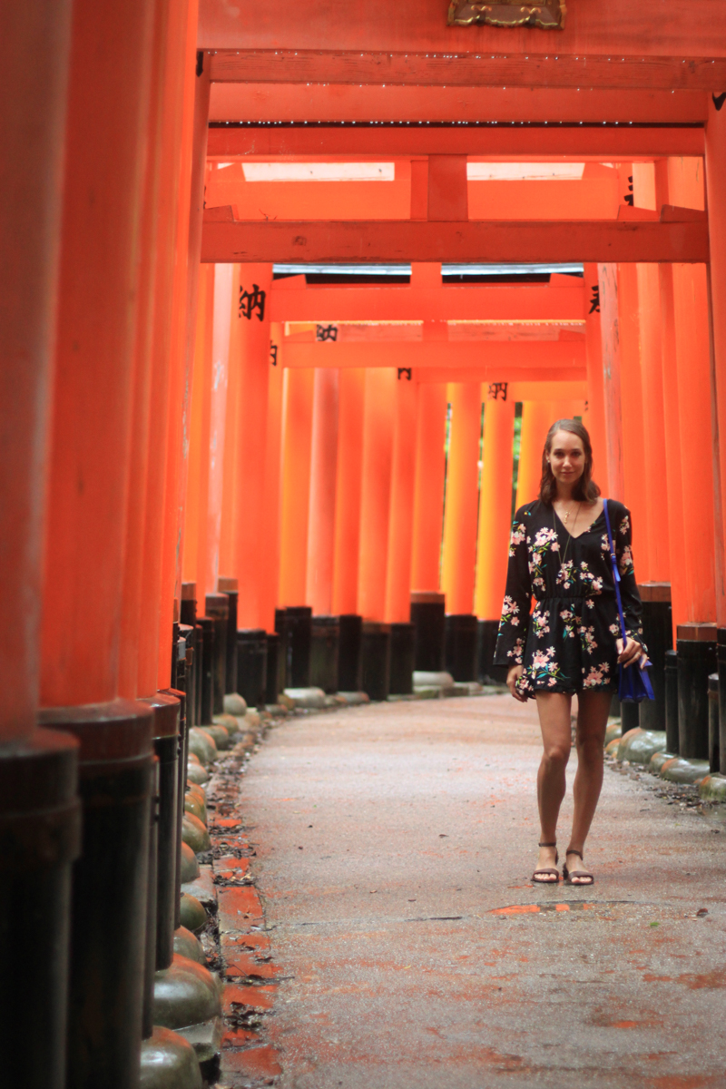 kyoto, kyoto travel, fushimi inari temple, kiyomizudera temple, Trina culwell, the fox and she