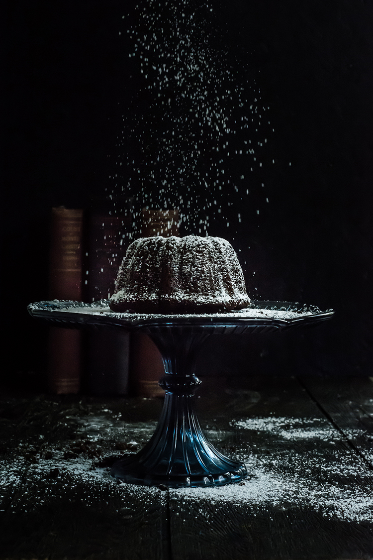mini chocolate bundt cakes