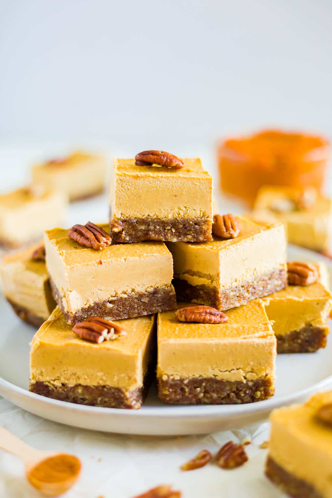 vegan pumpkin cheesecake bar