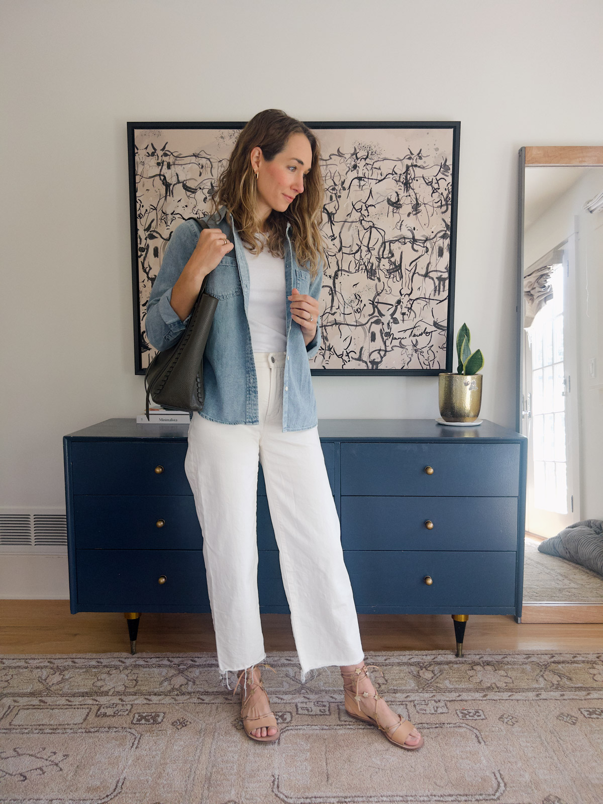 white pants outfit