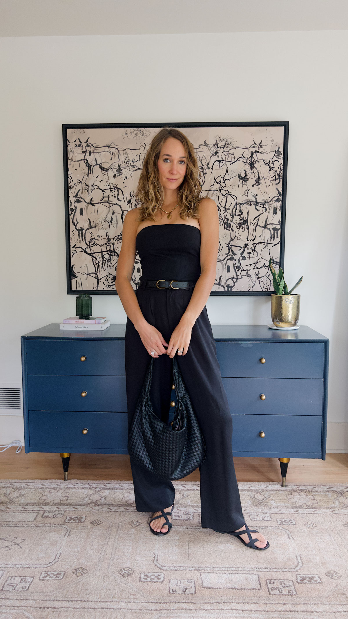 what to wear with black pants